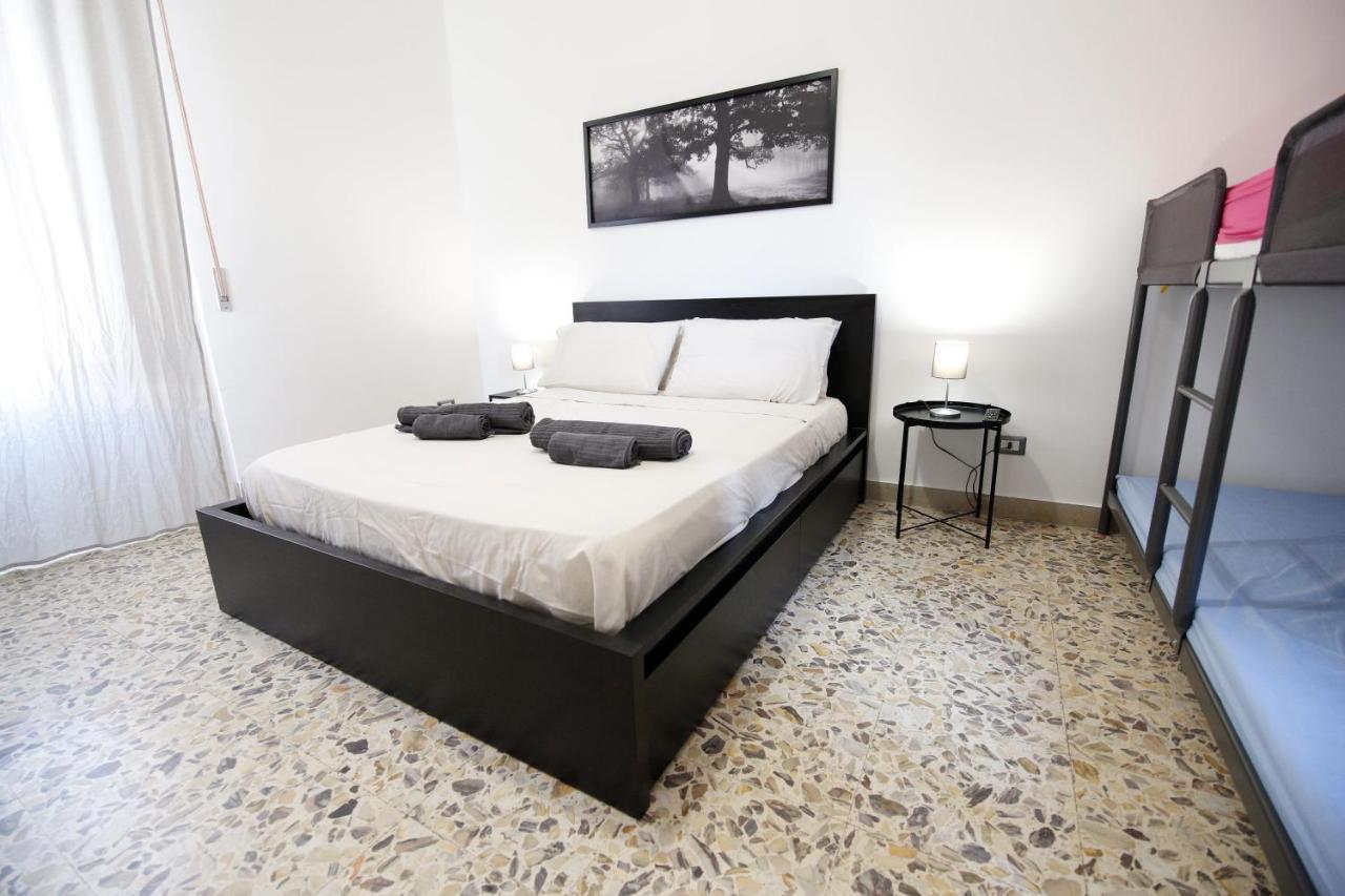 Apartment Holiday Catania Exteriör bild