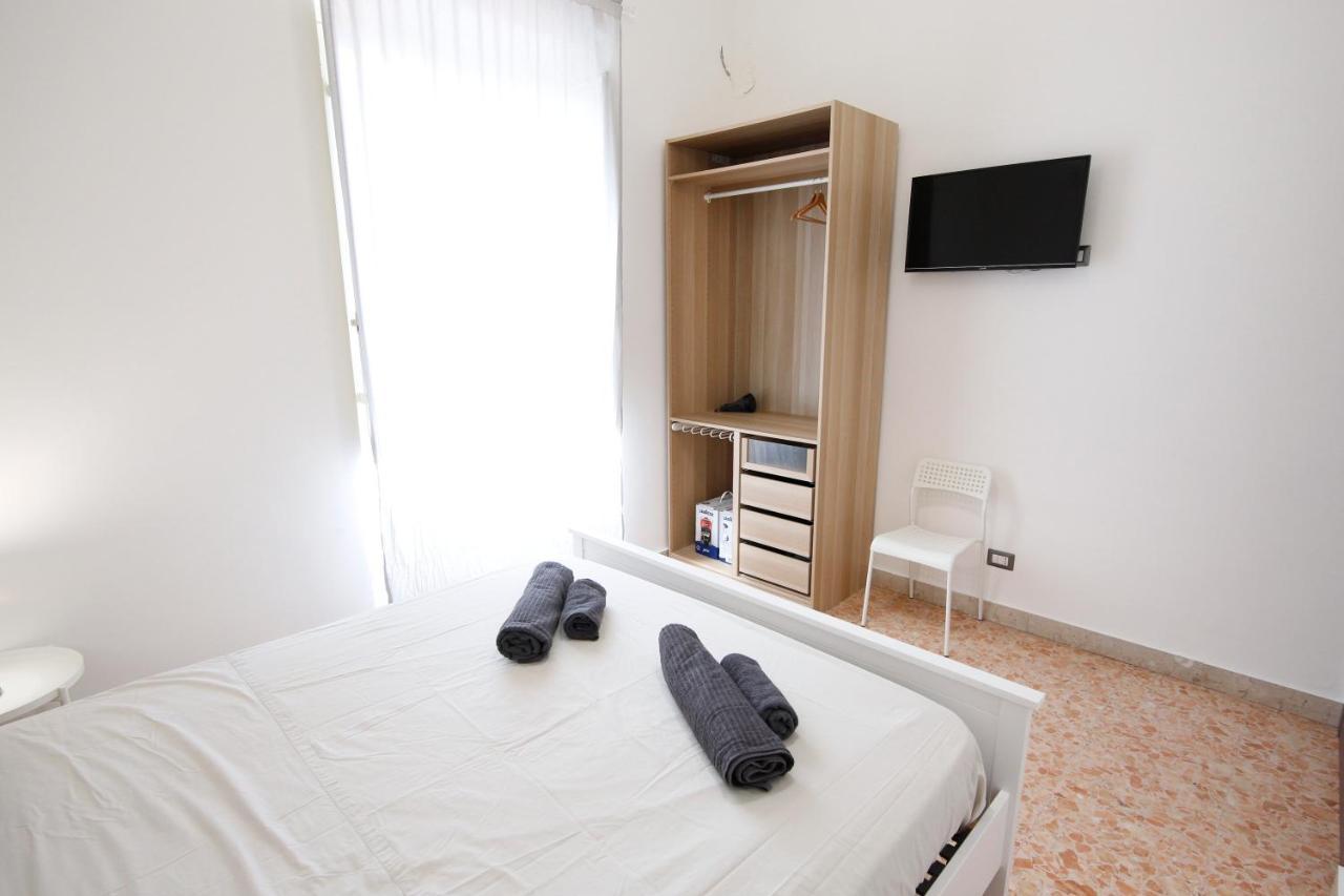 Apartment Holiday Catania Exteriör bild